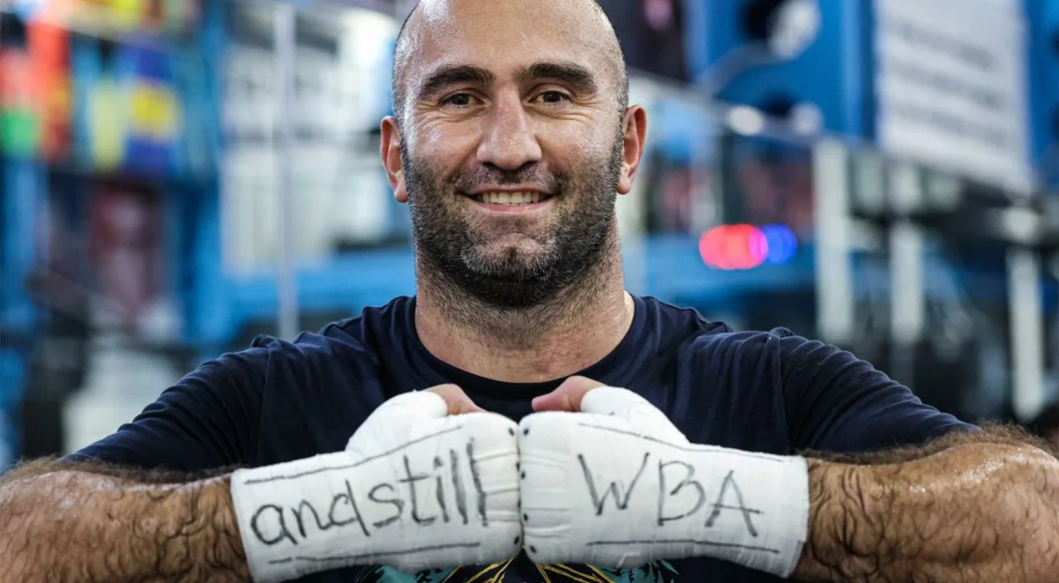 Гассиев впервые защищает титул WBA в Москве против Кадиру