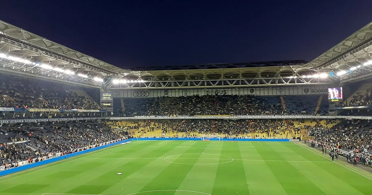 Фенербахче - Ливерпуль: прогноз на 4 ноября 2026 года