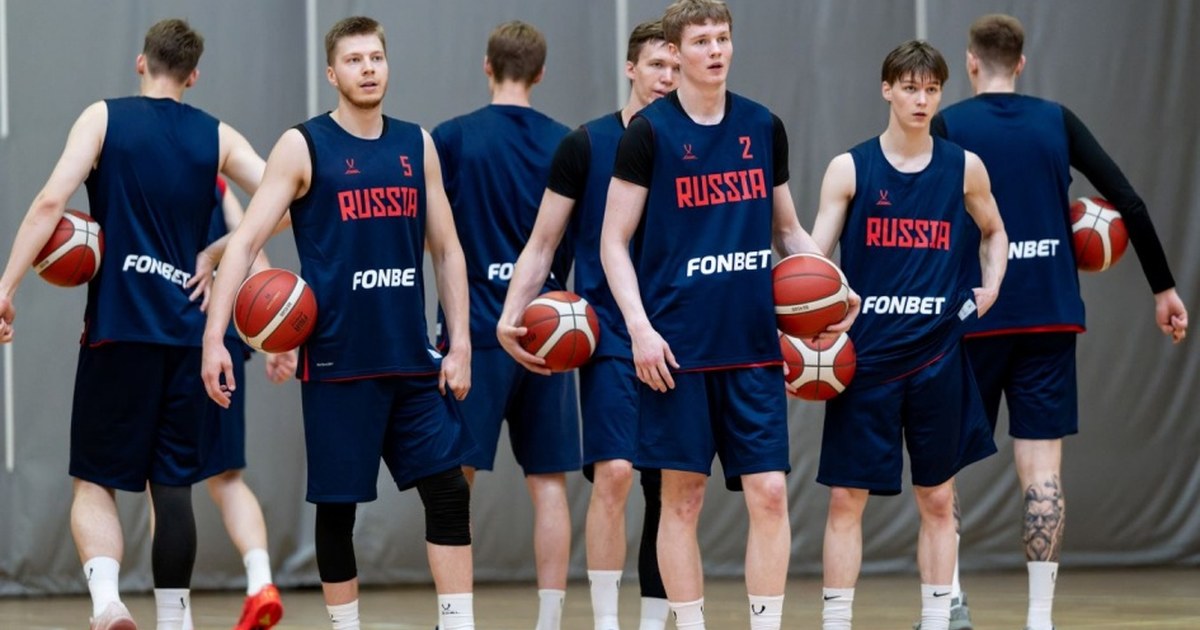 Допуск сборной России по баскетболу: FIBA отложила решение до сентября